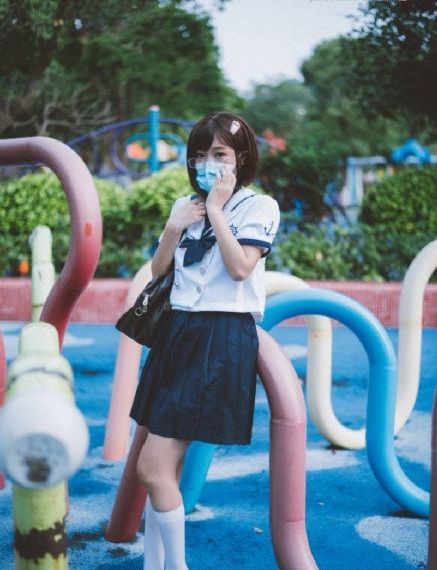 伊人avv_电影未删减版
