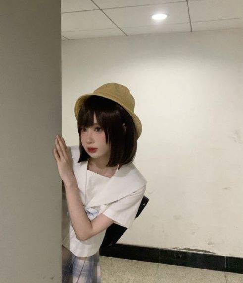 www一个人_高清全集免费播放