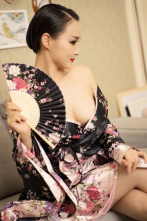 国产打屁股调教在线起碰97_高清电影完整版