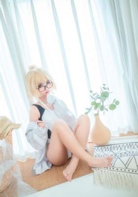 美女黄色网站18岁_超清在线观看